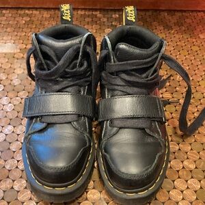 Dr Marten Zuma II Women’s Size 7 Boots